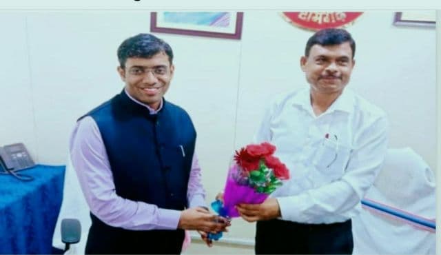 रामगढ़ जिले के 19वें उप विकास आयुक्त के रूप में श्री आशीष अग्रवाल ने किया पदभार ग्रहण