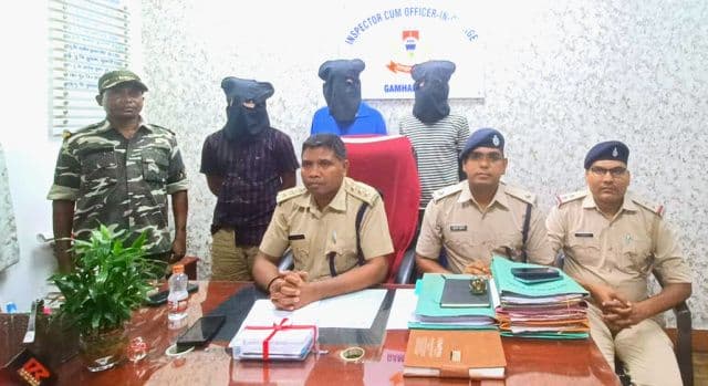 हत्याकांड के ब्लाइंड केस में गम्हरिया पुलिस को बड़ी सफलता, तीन आरोपी गिरफ्तार, एक की तलाश जारी