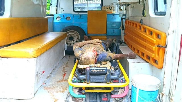 सरायकेला में पारिवारिक रंजिश में सौतेले भाई ने की पत्थर से कुचलकर भाई की हत्या, खेत में मिला शव