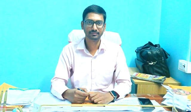 सरायकेला-खरसावां के नए जिला कृषि पदाधिकारी बने रोशन नीलकमल