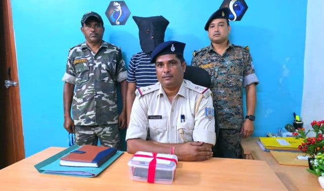 सरायकेला पुलिस को बड़ी सफलता, अपहृत युवक कांड में मुख्य आरोपी मो0 सद्दाम हुसैन उर्फ़ राजा गिरफ्तार