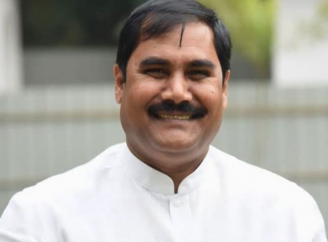 जनक राम का तेजस्वी पर पलटवार, बिहार की जनता अब 20 दिन भी नहीं देगी, चारा चोरों के दिन लद गए