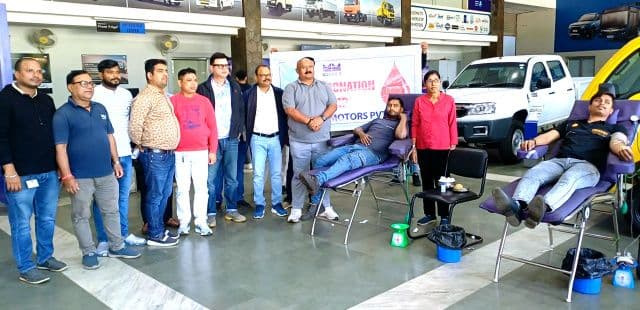 राज्य स्थापना दिवस पर मिथिला मोटर्स में सीएसआर के तहत रक्तदान शिविर, 133 यूनिट रक्त संग्रहित