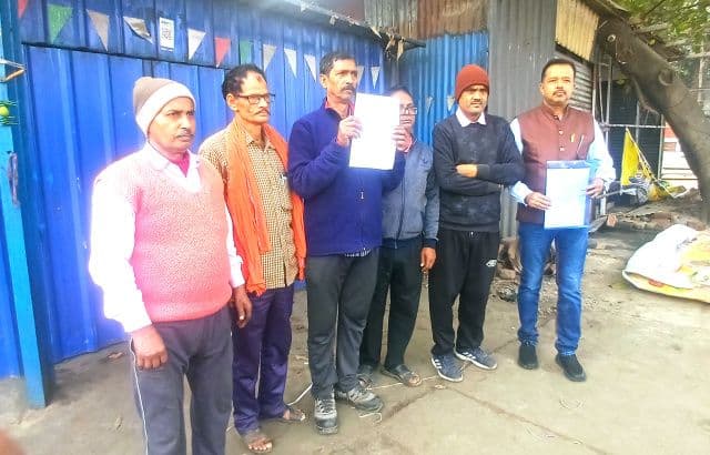 राष्ट्रपति आगमन की आड़ में निगम की सख्ती पर सवाल, अतिक्रमण हटाओ अभियान से दुकानदारों की रोजी-रोटी पर संकट