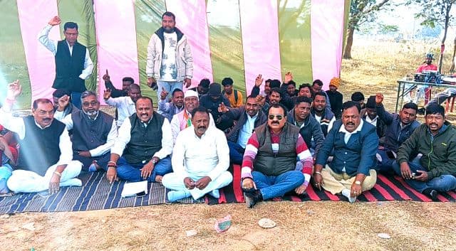 मनरेगा का नाम बदलने पर कांग्रेस का तीखा विरोध, जिला मुख्यालय पर प्रदर्शन