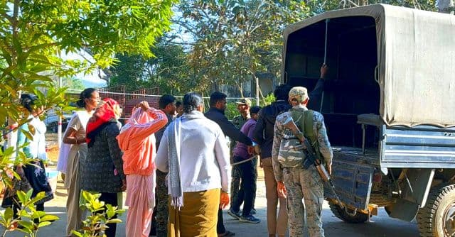 चैनपुर में देह व्यापार की साजिश नाकाम, दो युवक व दो युवतियां गिरफ्तार