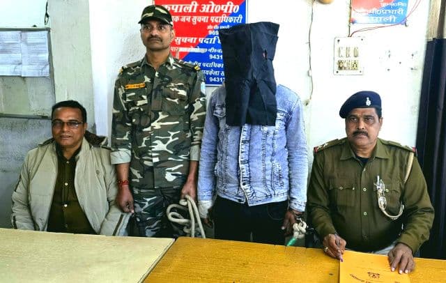 कपाली ओपी पुलिस की बड़ी सफलता: चोरी के आरोपी को दबोचा, दो चोरी की मोटरसाइकिल बरामद