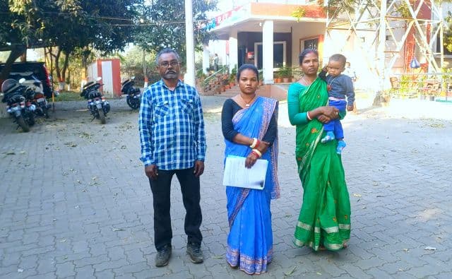 फरार होने की चर्चा निराधार, आरआईटी थाना पहुंचीं वार्ड प्रत्याशी राखी मार्डी