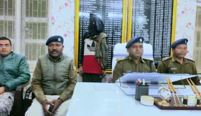 दुमका दोहरे हत्याकांड का खुलासा, दुष्कर्म प्रयास के विरोध पर महिला और मासूम की हत्या