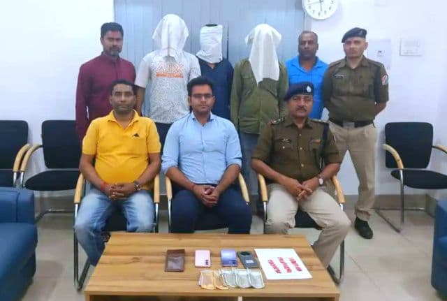 आदित्यपुर से टाटानगर तक फैला ब्राउन शुगर का नेटवर्क, आरपीएफ ने तीन तस्करों को दबोचा