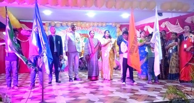 श्रीराम डिवाइन एकेडमी के वार्षिकोत्सव में सांसद जोबा माझी ने कहा: गुणवत्तापूर्ण शिक्षा से ही बच्चों का उज्ज्वल भविष्य