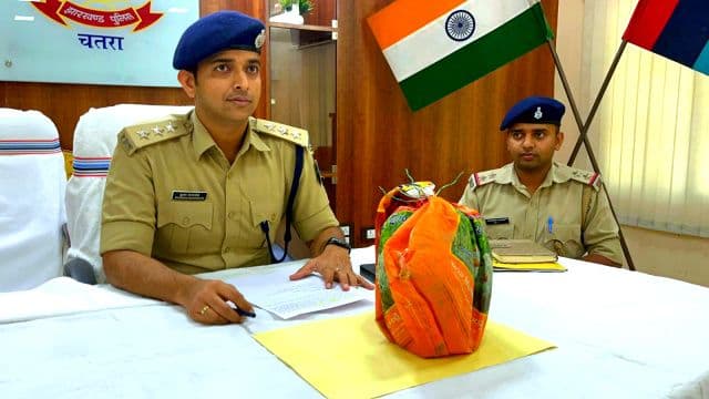 लावालौंग में पुलिस की बड़ी कार्रवाई, 25 लाख की अवैध अफीम व मादक पदार्थ बरामद