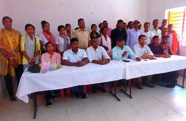 एक पते पर 73 आवेदन, जिसमे 24 का चयन - सरायकेला होमगार्ड बहाली में बड़े फर्जीवाड़े का आरोप