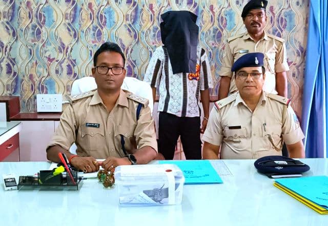 कपाली ओपी प्रभारी धीरंजन कुमार की बड़ी कार्रवाई, अवैध देशी कट्टा के साथ युवक गिरफ्तार