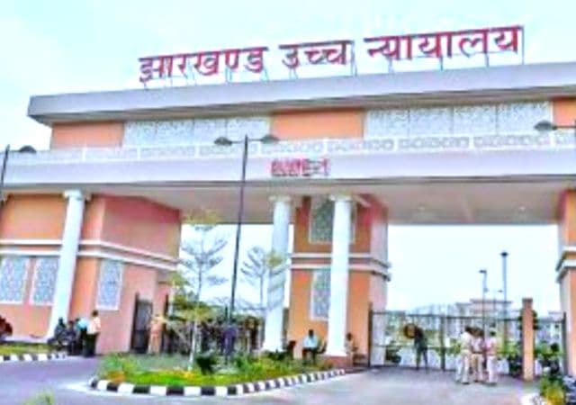 पुलिस हिरासत में तरुण महतो पिटाई मामले पर हाईकोर्ट सख्त, एसपी से सीसीटीवी व्यवस्था पर मांगा जवाब