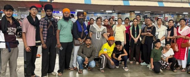 जयकारों के बीच हजूर साहिब रवाना हुआ 23 सदस्यीय गतका जत्था, नई पीढ़ी को सिख इतिहास से जोड़ने का प्रयास