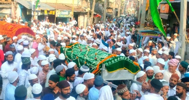 मेदिनीनगर में एक साथ उठे पांच जनाजे, नम आंखों से दी गई अंतिम विदाई, पूरे शहर में शोक की लहर