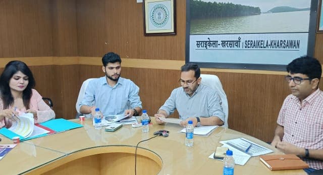 मतदाता सूची पुनरीक्षण को लेकर अफवाहों से रहें सावधान, नहीं कटेगा किसी भी पात्र मतदाता का नाम : उपायुक्त