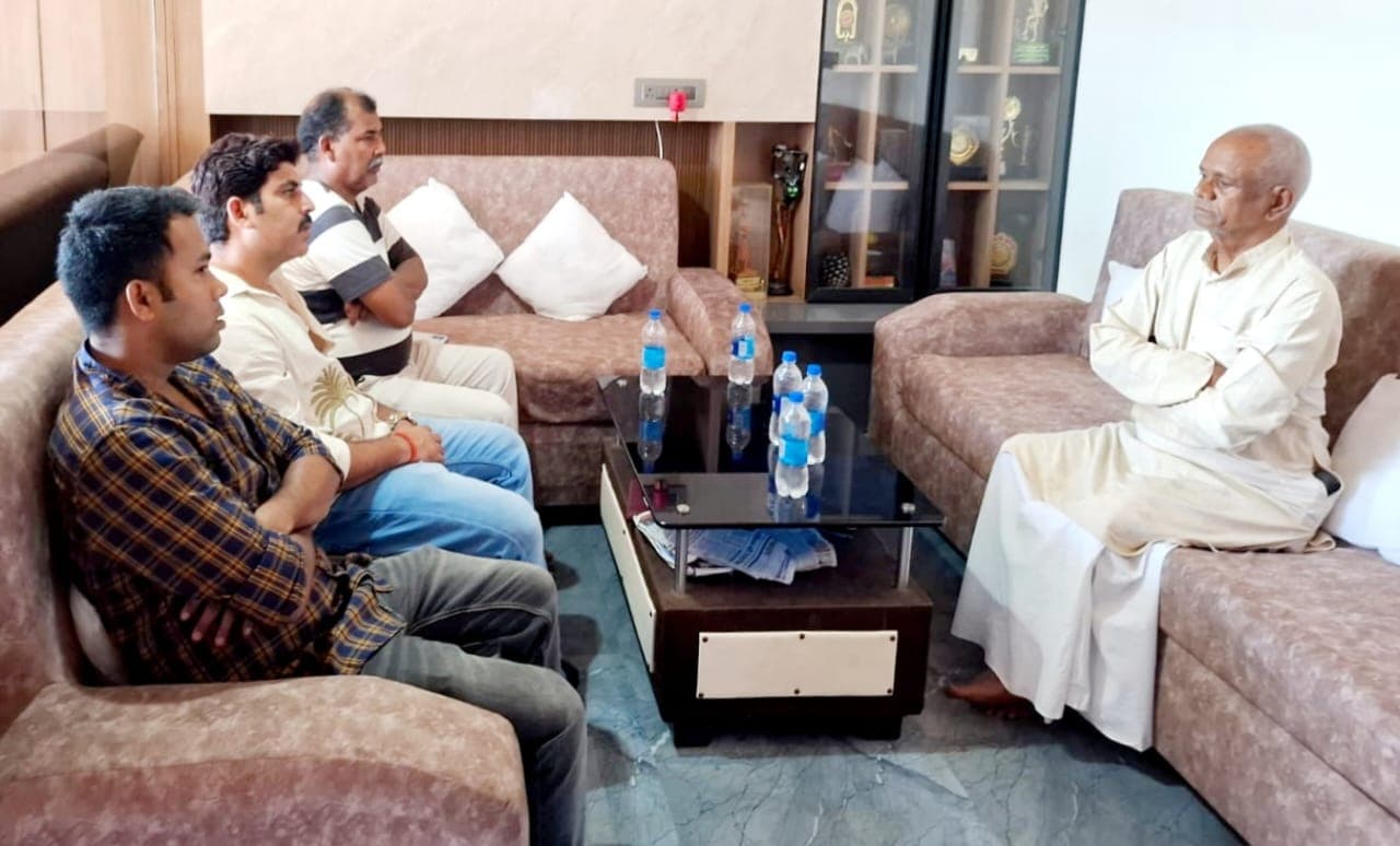 थाना प्रभारी ने स्व. मोलनी देवी को दी भावभीनी श्रद्धांजलि