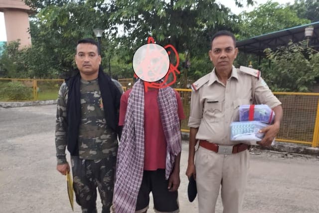 सीनी ओपी प्रभारी विनय कुमार की त्वरित कार्रवाई, नाबालिग से दुष्कर्म का आरोपी 10 घंटे के भीतर गिरफ्तार
