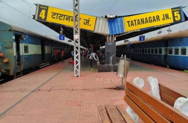आद्रा मंडल में रोलिंग ब्लॉक का असर, टाटानगर-आसनसोल समेत कई ट्रेनें रद्द व शॉर्ट टर्मिनेट