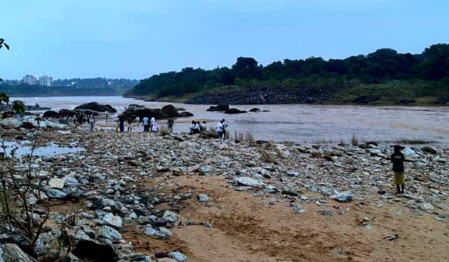 आसंगी चेक डैम में फिर हादसा.. नहाने के दौरान दो युवक डूबे, रेस्क्यू ऑपरेशन जारी
