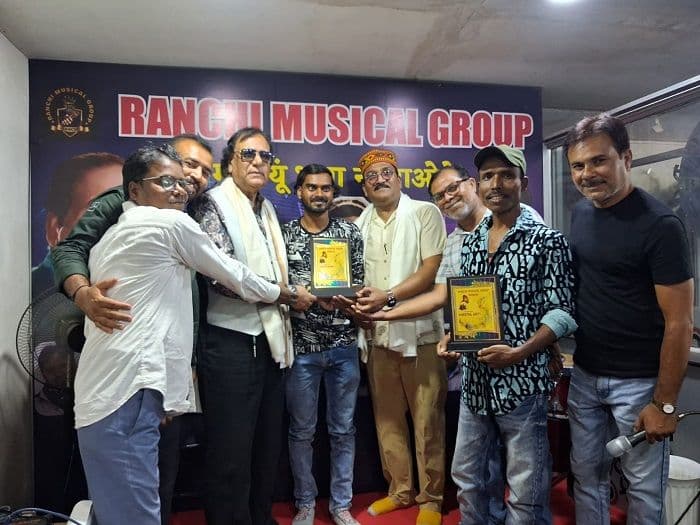 शानदार स्केचिंग के लिए ‘शीतल आर्ट’ सम्मानित