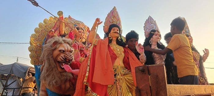 कान्हाचट्टी के सायलबगीचा में धूमधाम से संपन्न हुई दुर्गा पूजा, डांडिया और रावण दहन बना आकर्षण