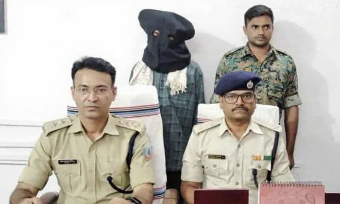टंडवा पुलिस की बड़ी कार्रवाई, NCC के हाईवा में आगजनी करने वाला JJMP उग्रवादी गिरफ्तार