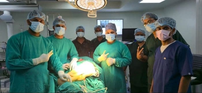 पलामू में हड्डी रोग विशेषज्ञ डॉ. राजेश मालवा ने रचा कीर्तिमान