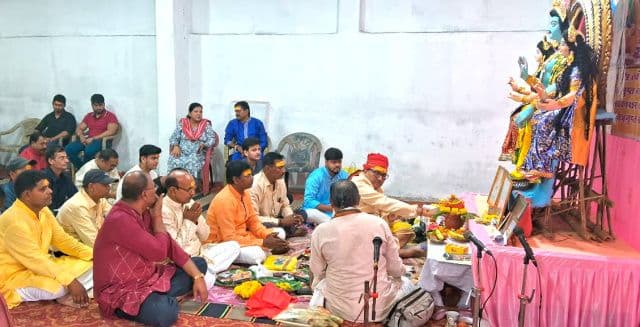 गम्हरिया के भगवान चित्रगुप्त पूजनोत्सव में भक्तिरस का माहौल, गूंजे जयकारे