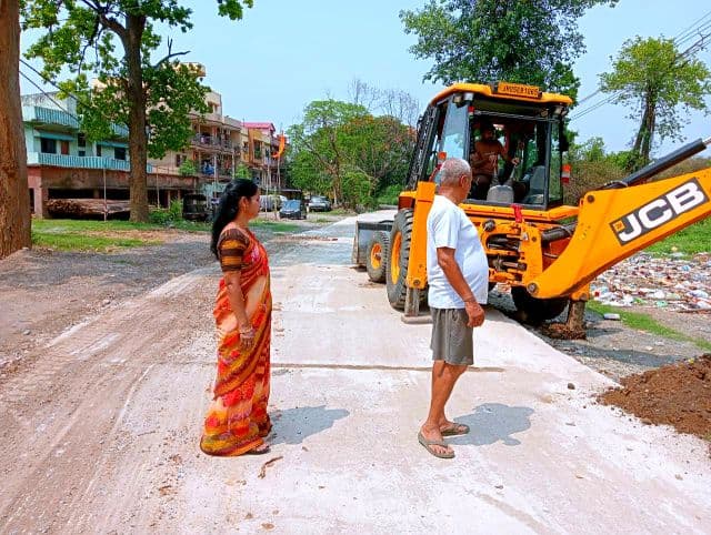 वार्ड 17 में बहुप्रतीक्षित सड़क निर्माण अंतिम चरण में, नीतू शर्मा ने दी बड़ी जानकारी
