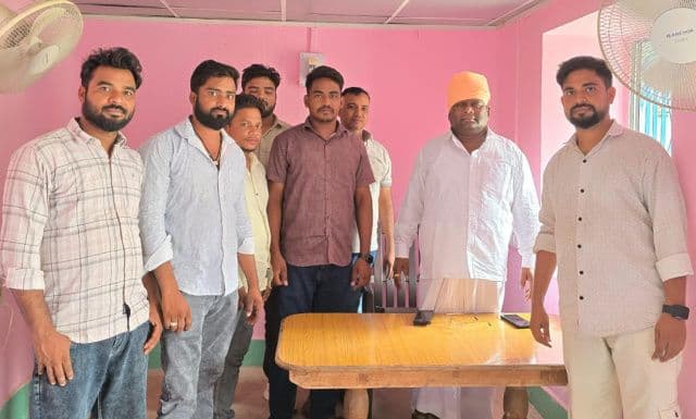 मोहर्रम की तैयारियां तेज, दिने मोहम्मदी कमिटी ने विधायक रामचंद्र सिंह को दिया आमंत्रण
